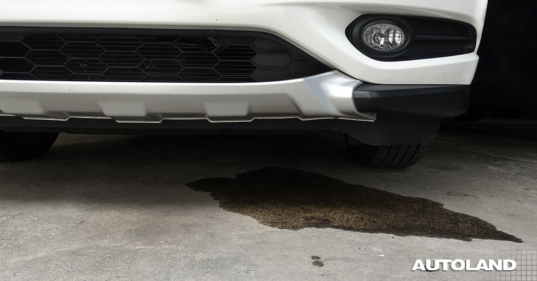 ¿Por qué mi auto sufre una fuga de aceite de motor? Thumbnail