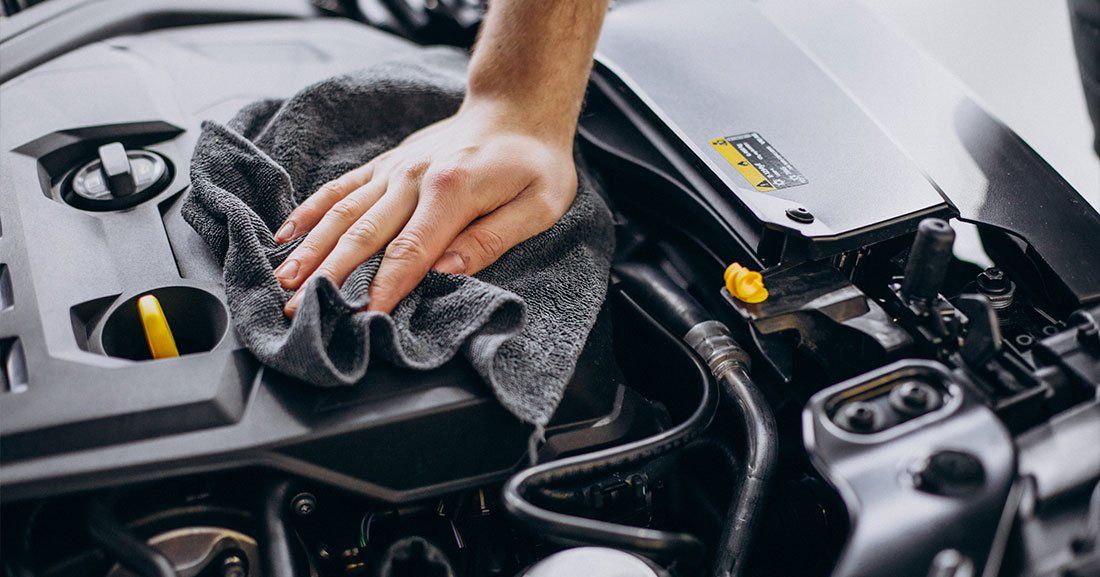 ¿Se debe lavar el motor de un auto? image
